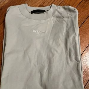 *BRAND NEW* Essentials (fear of God) t-shirt